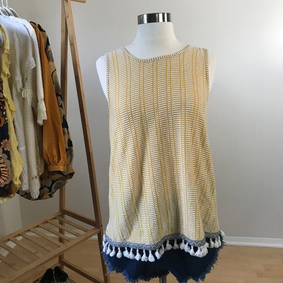W5 • Tassel Sleeveless Tank - Picture 1 of 6